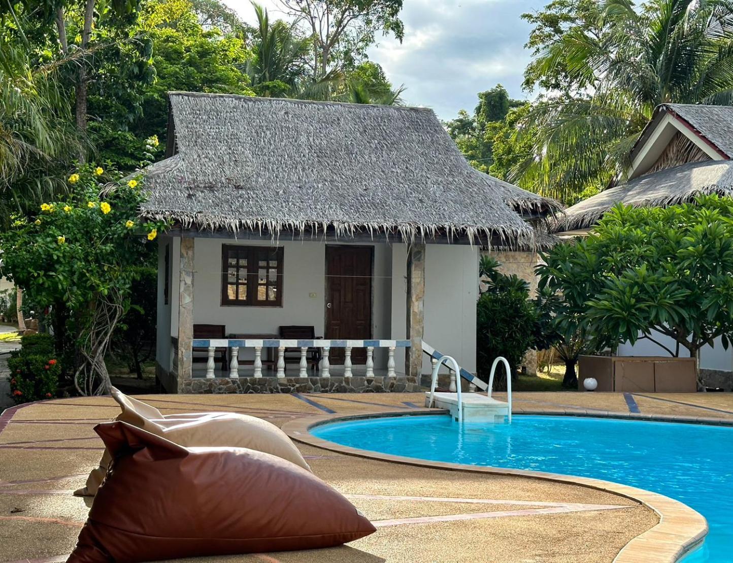Phuwadee Resort&Spa Thong Nai Pan Noi Buitenkant foto
