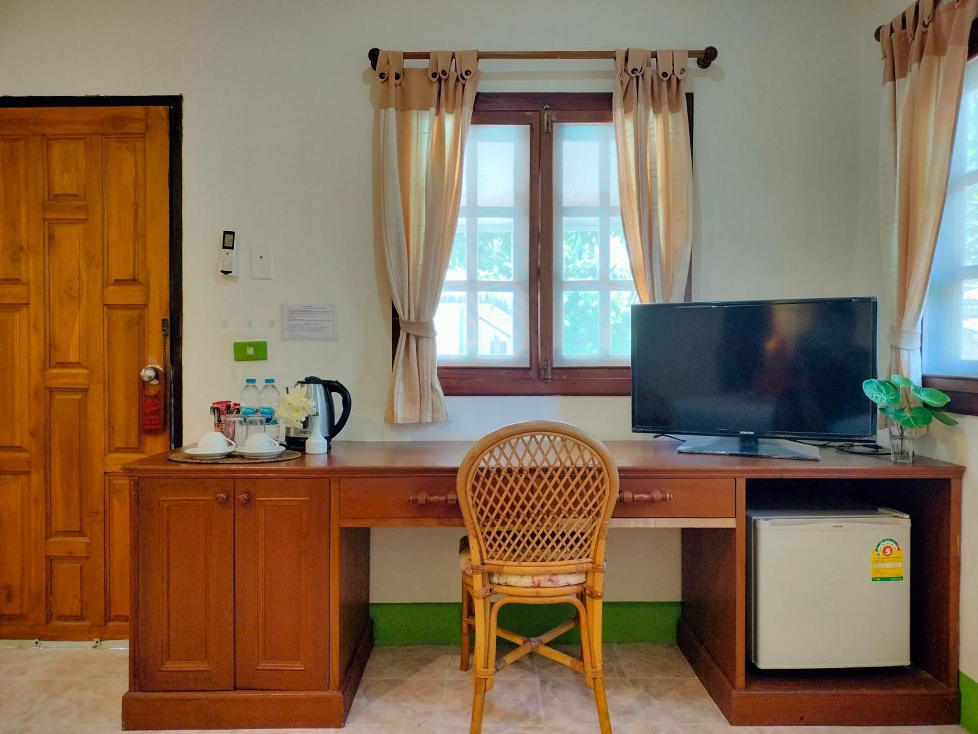 Phuwadee Resort&Spa Thong Nai Pan Noi Buitenkant foto